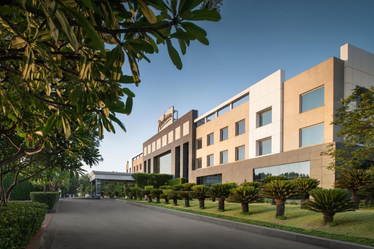 Radisson Resort & Spa Kandla Gāndhīdhām Zewnętrze zdjęcie