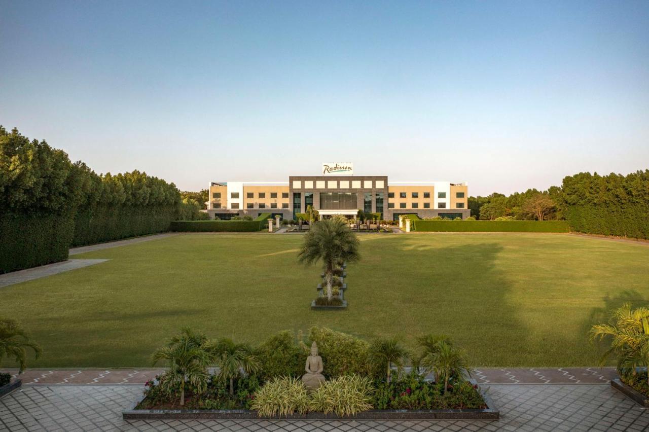 Radisson Resort & Spa Kandla Gāndhīdhām Zewnętrze zdjęcie