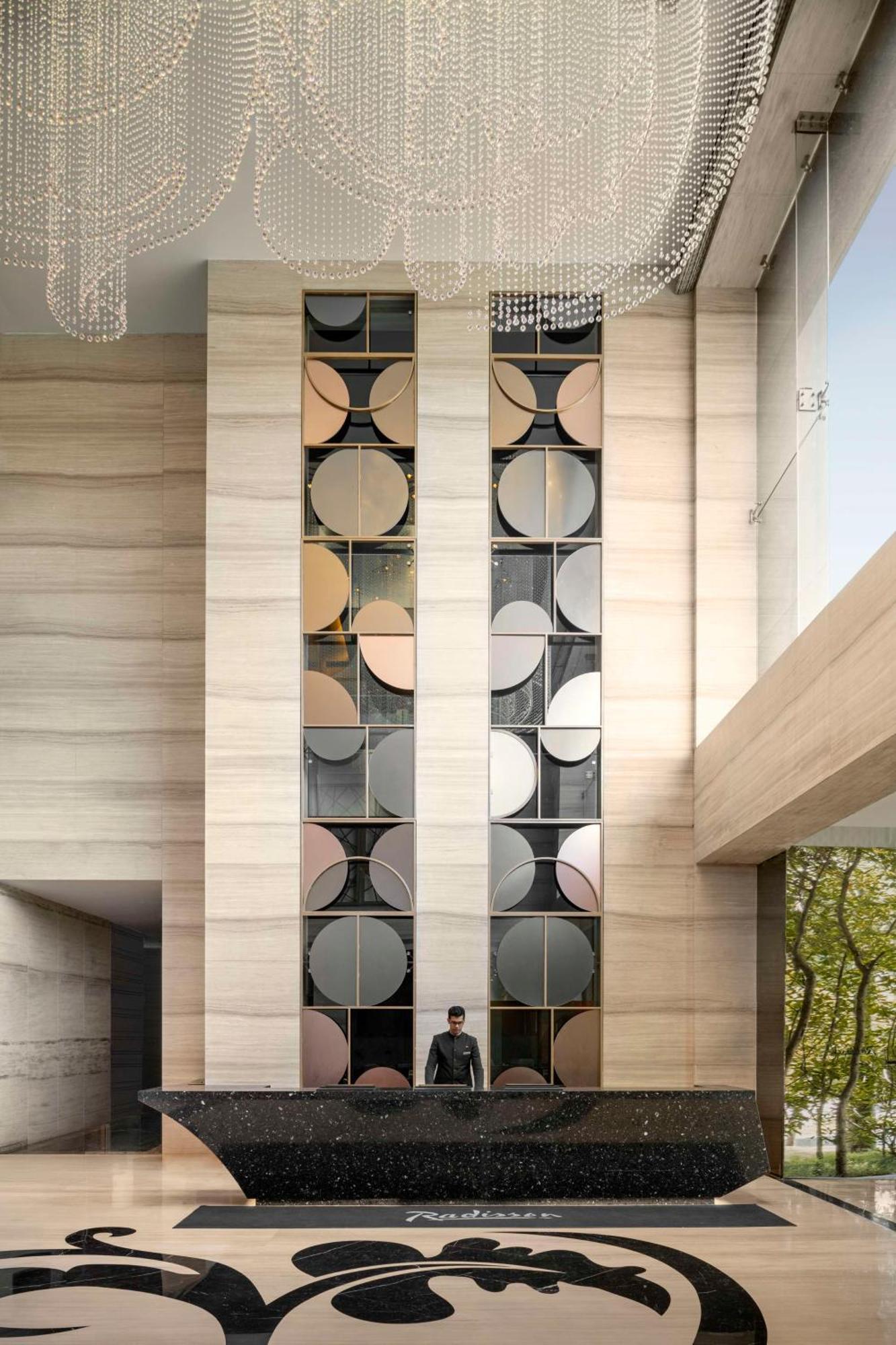 Radisson Resort & Spa Kandla Gāndhīdhām Zewnętrze zdjęcie
