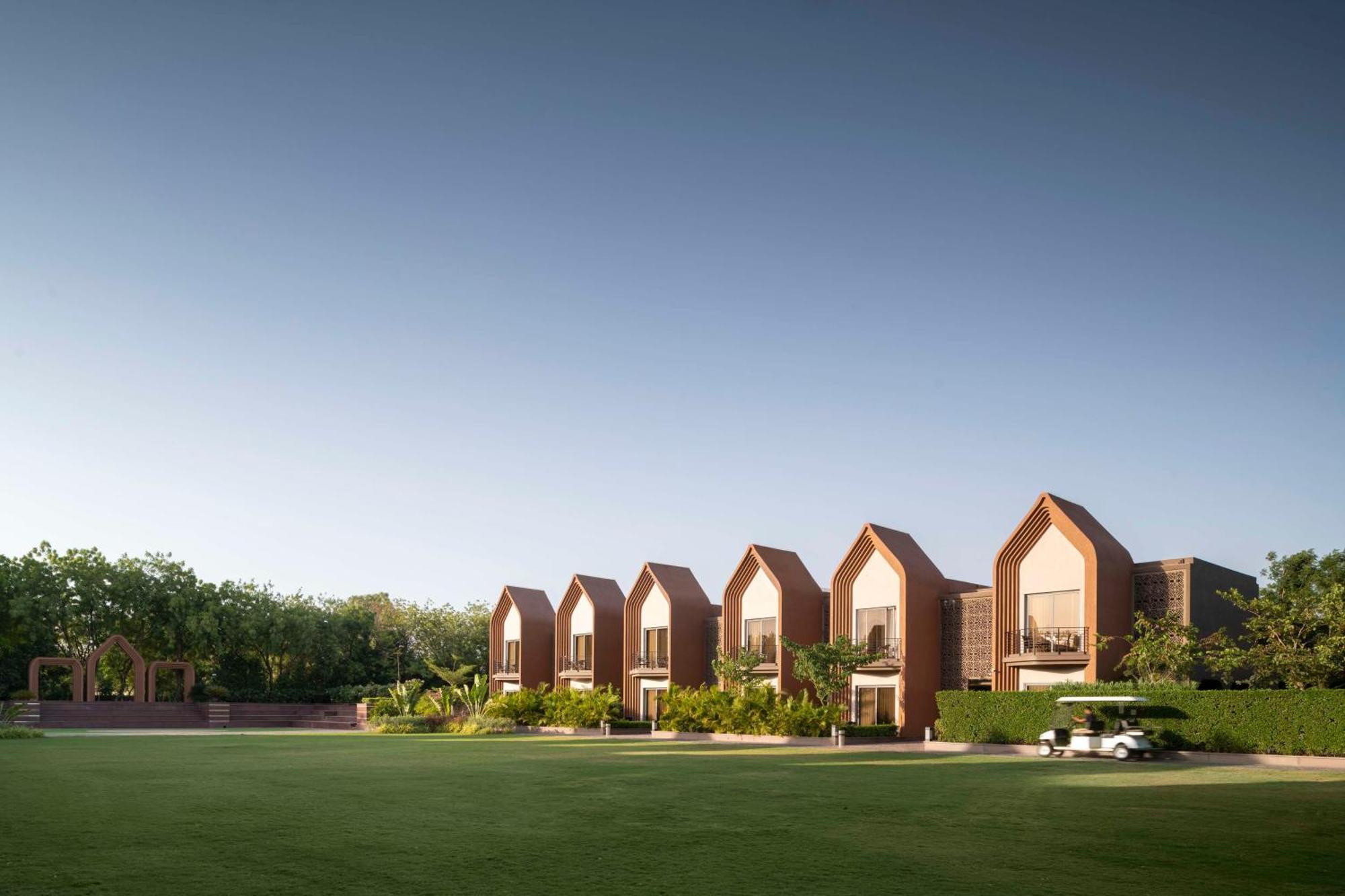 Radisson Resort & Spa Kandla Gāndhīdhām Zewnętrze zdjęcie
